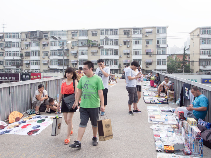 NormalGallery_AustralianStatues_Stalls_Beijing_07